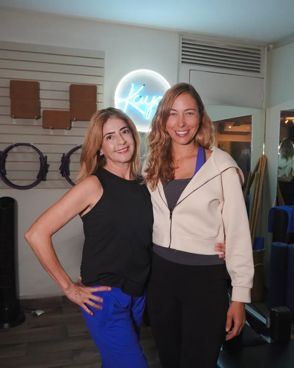 Gina y Emilie, socias de Kaya Pilates, en el estudio
